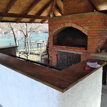Vacation Home Zara Lohovo Ngoại thất bức ảnh