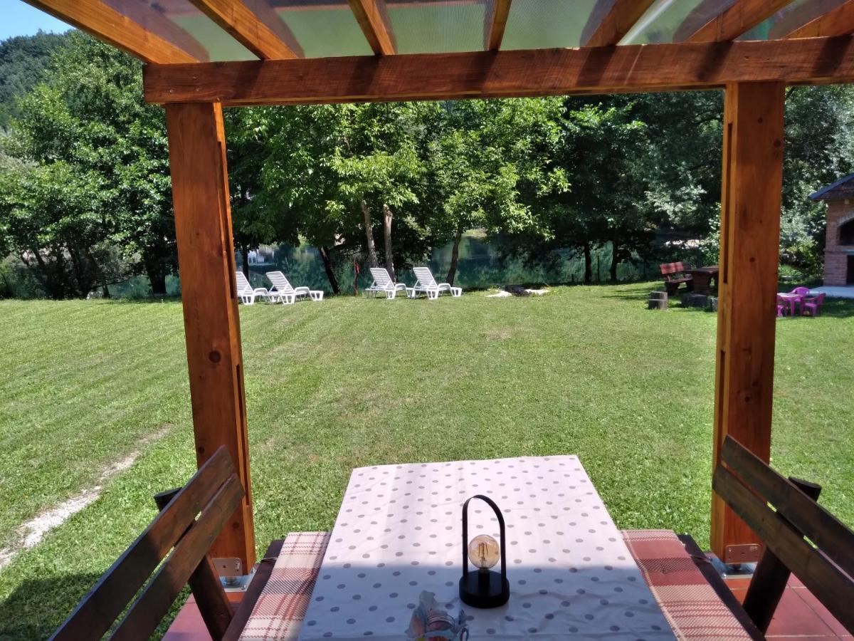 Vacation Home Zara Lohovo Ngoại thất bức ảnh