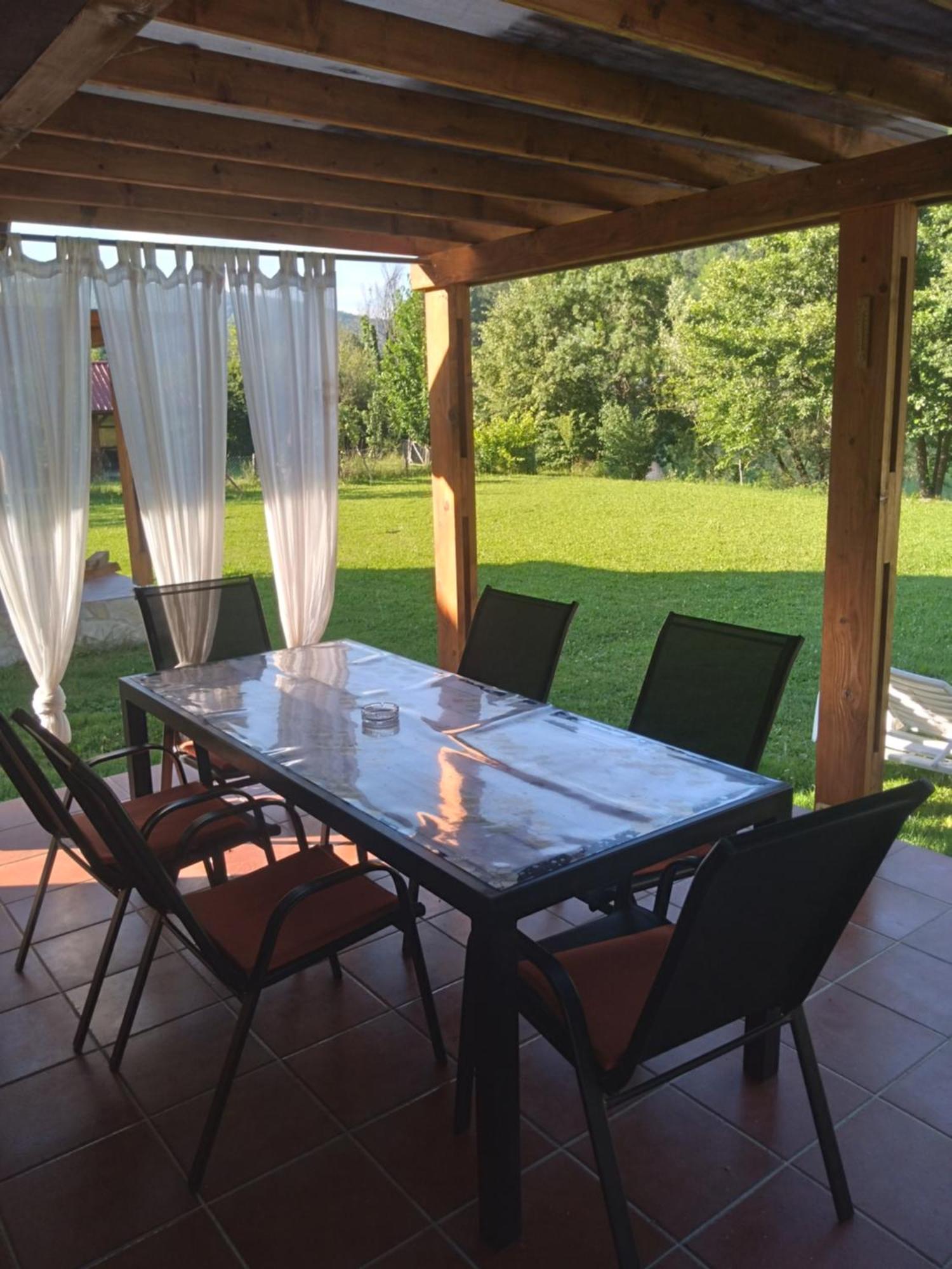 Vacation Home Zara Lohovo Ngoại thất bức ảnh