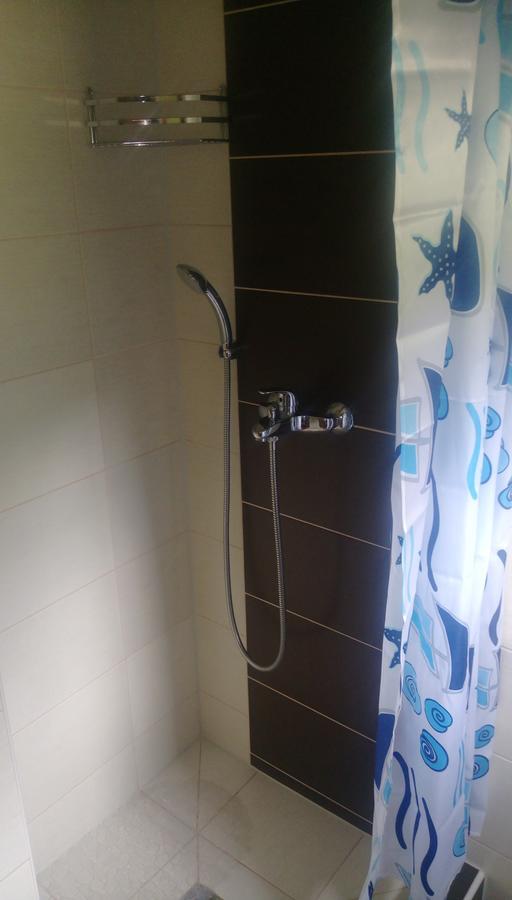Vacation Home Zara Lohovo Ngoại thất bức ảnh